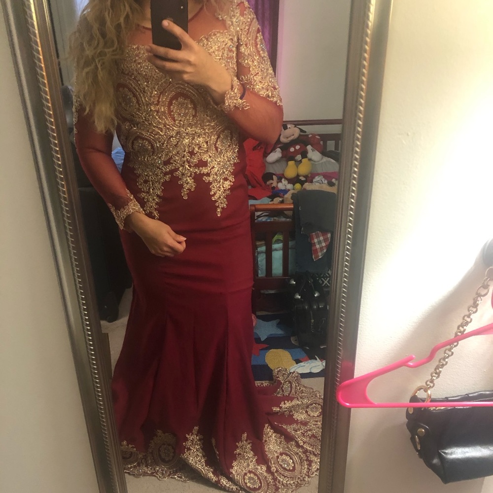 Prom Dress - Picture 2 of 8